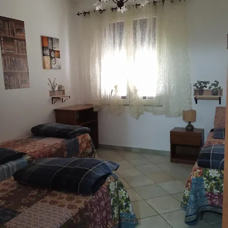 Vivere In Famiglia بيت ضيافة *