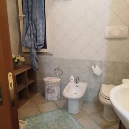 Vivere In Famiglia Πανσιόν *